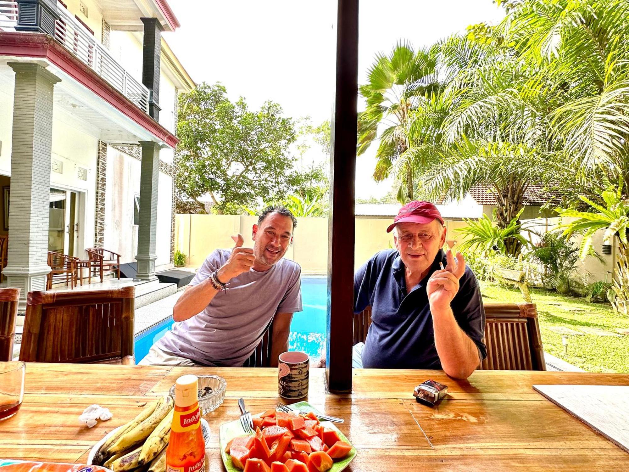 Mangir Homestay Banyuwangi  Esterno foto